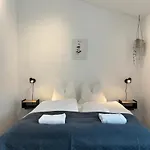 Ubytování v soukromí Hartel House *